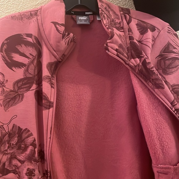 Sporty Puma jacket - Picture 3 of 4